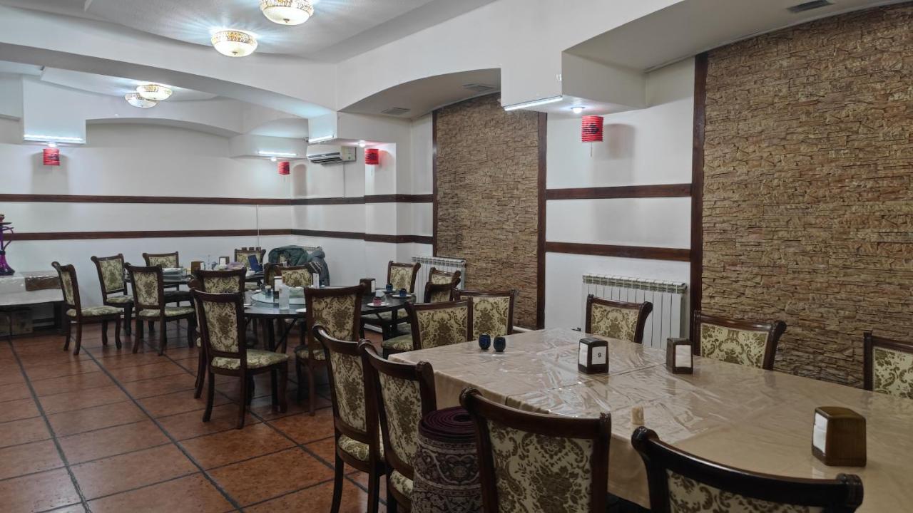 Bishkek Villa Hotel Exteriör bild