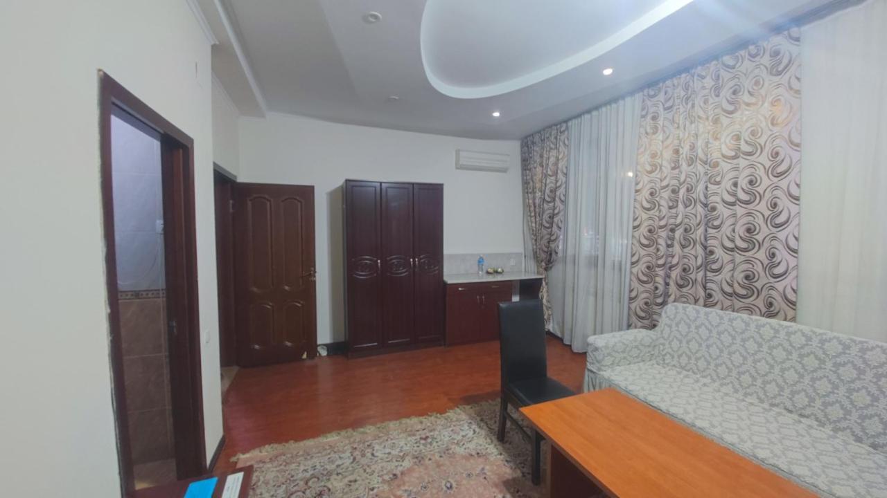 Bishkek Villa Hotel Exteriör bild