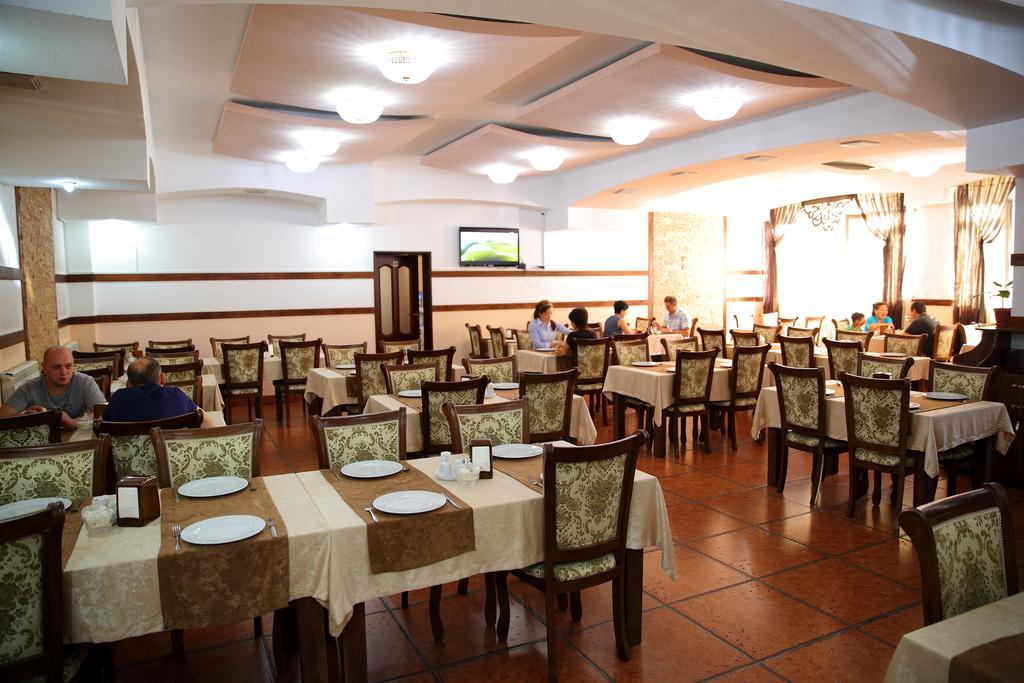 Bishkek Villa Hotel Exteriör bild